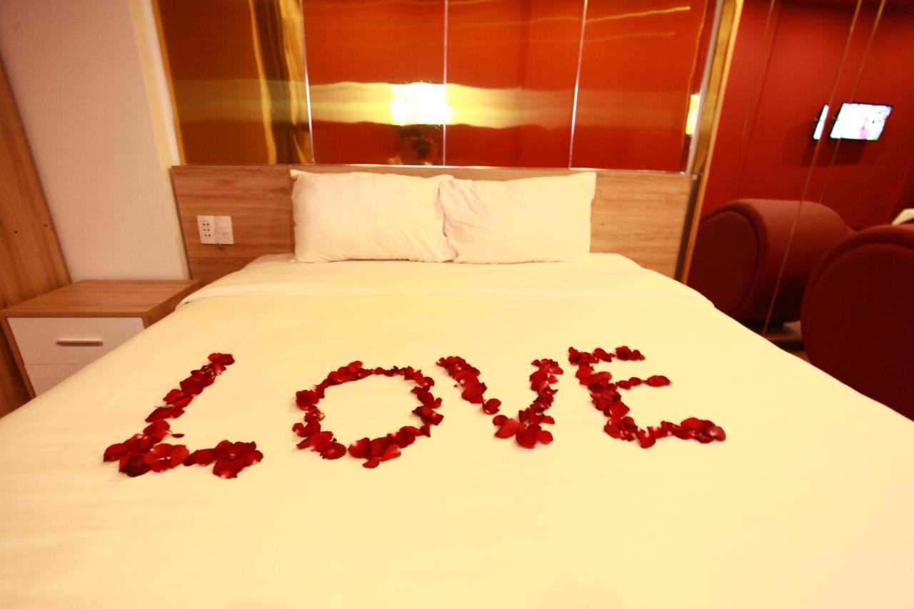 Mata Love Hotel Da Nang Buitenkant foto